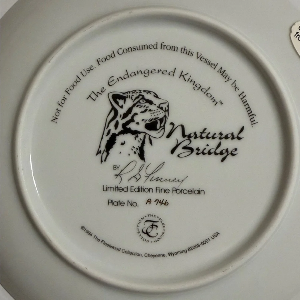 Vintage.FLEETWOOD Collection. Endangered Kingdom. NATURAL BRIDGE. A 746.